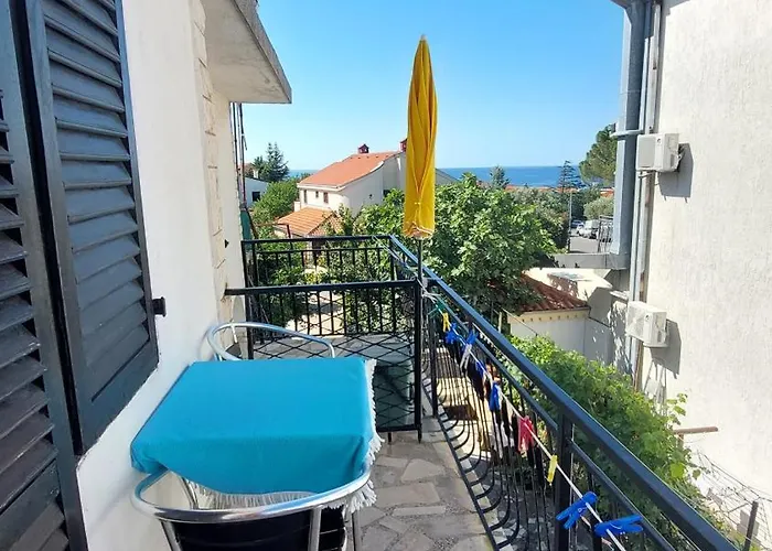 Apartments Drazica